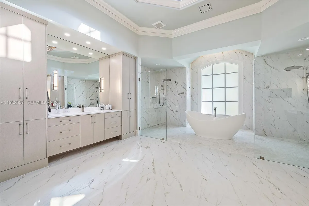 466 Mariner Dr, Jupiter FL 33477