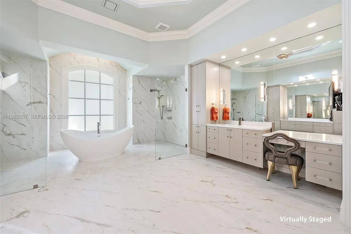 466 Mariner Dr, Jupiter FL 33477