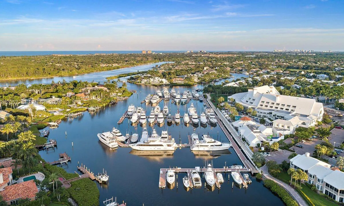 466 Mariner Dr, Jupiter FL 33477