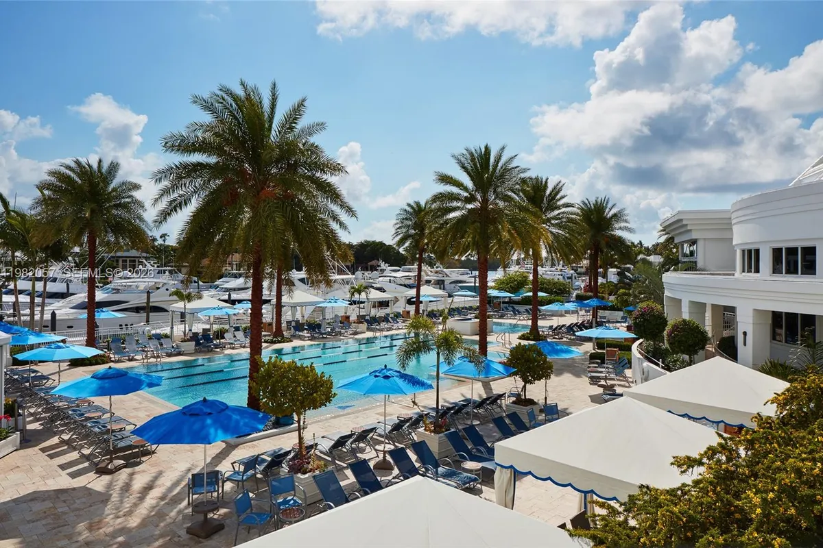 466 Mariner Dr, Jupiter FL 33477