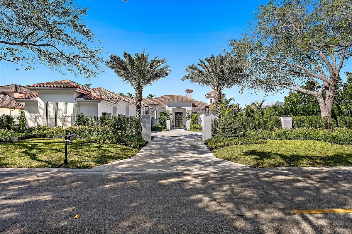 466 Mariner Dr, Jupiter FL 33477