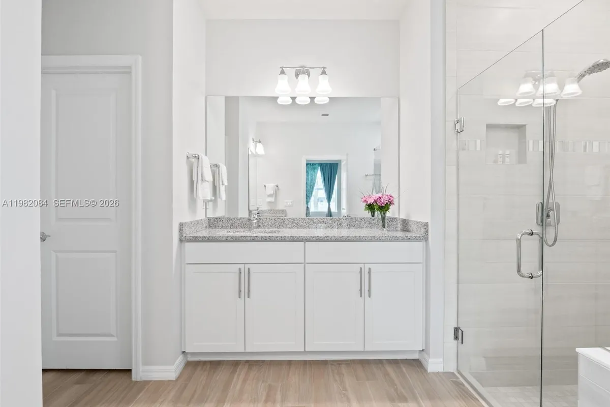 1575 Pongam Ter, Hollywood FL 33021