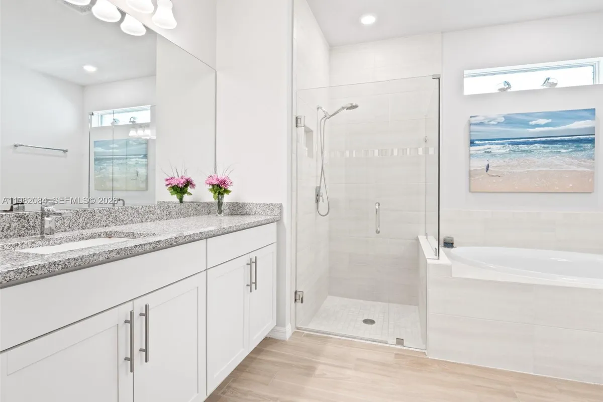 1575 Pongam Ter, Hollywood FL 33021