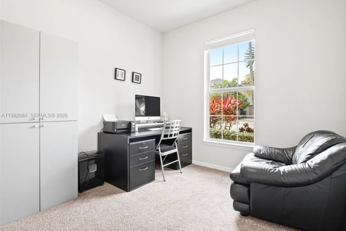 1575 Pongam Ter, Hollywood FL 33021