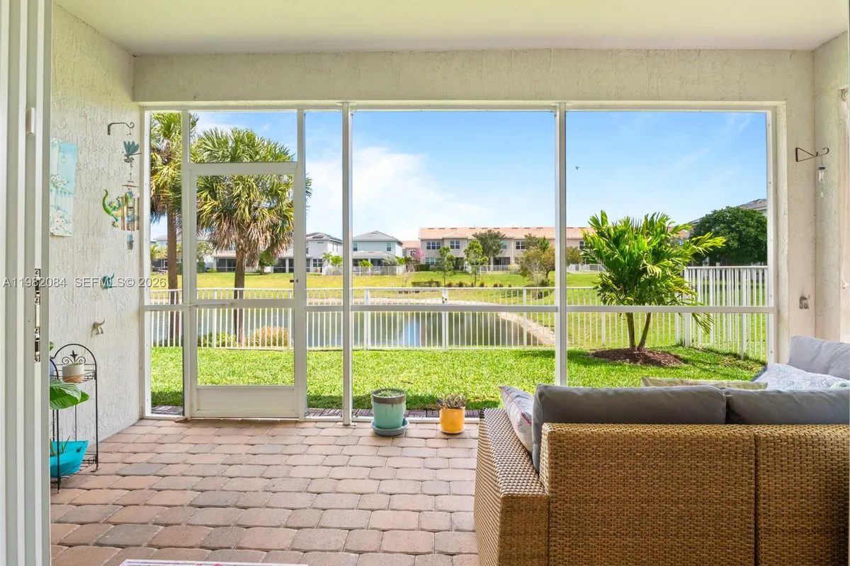 1575 Pongam Ter, Hollywood FL 33021