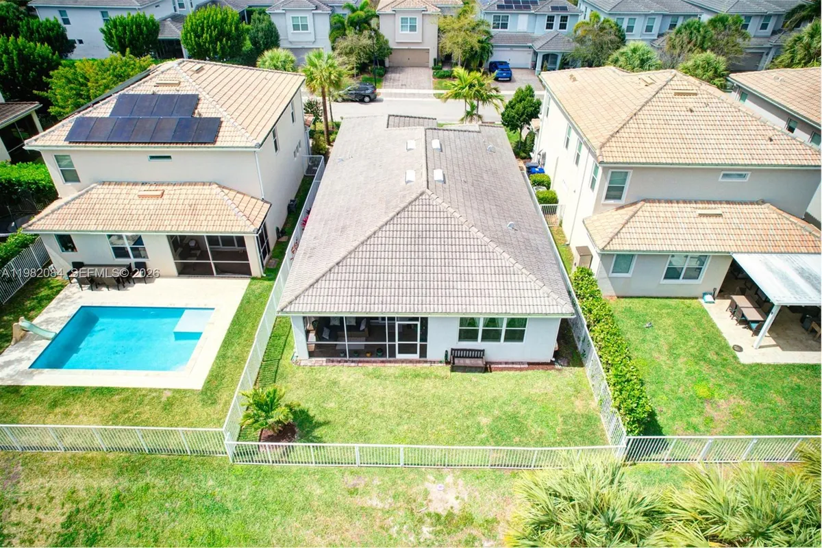 1575 Pongam Ter, Hollywood FL 33021