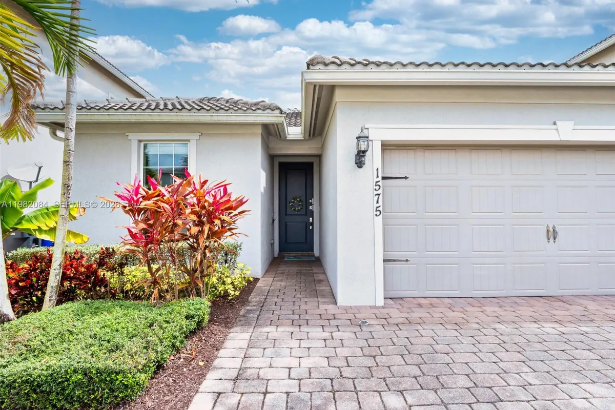 1575 Pongam Ter, Hollywood FL 33021