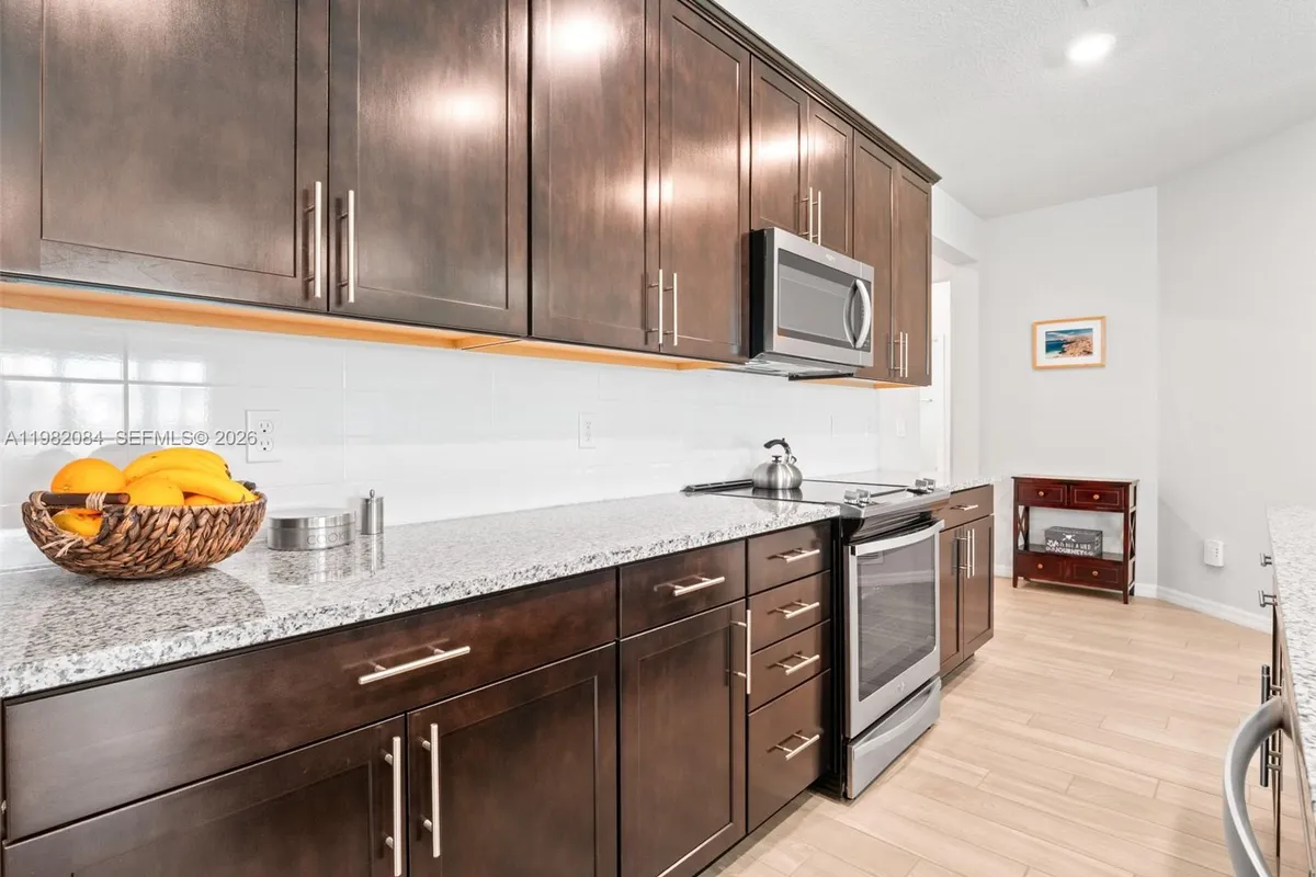 1575 Pongam Ter, Hollywood FL 33021