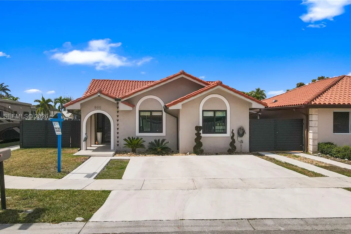 800 NW 133rd Ave, Miami FL 33182