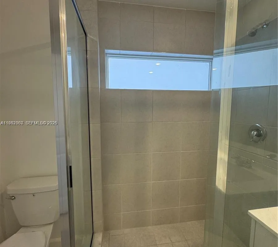 5000 SW 37th St, Pembroke Park FL 33023