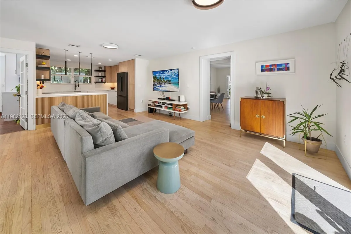 14 San Sebastian Ave, Coral Gables FL 33134