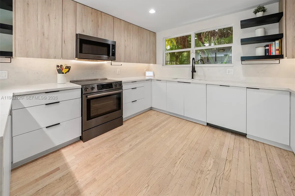 14 San Sebastian Ave, Coral Gables FL 33134