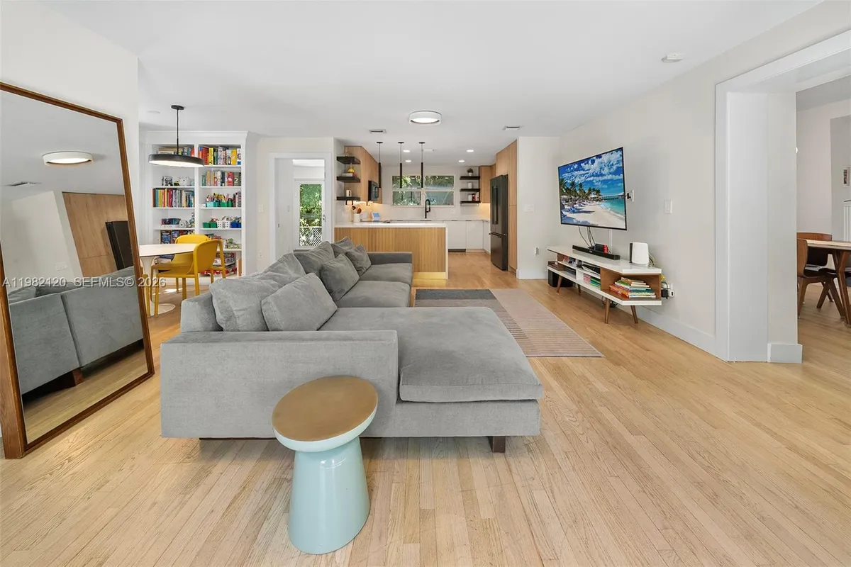 14 San Sebastian Ave, Coral Gables FL 33134