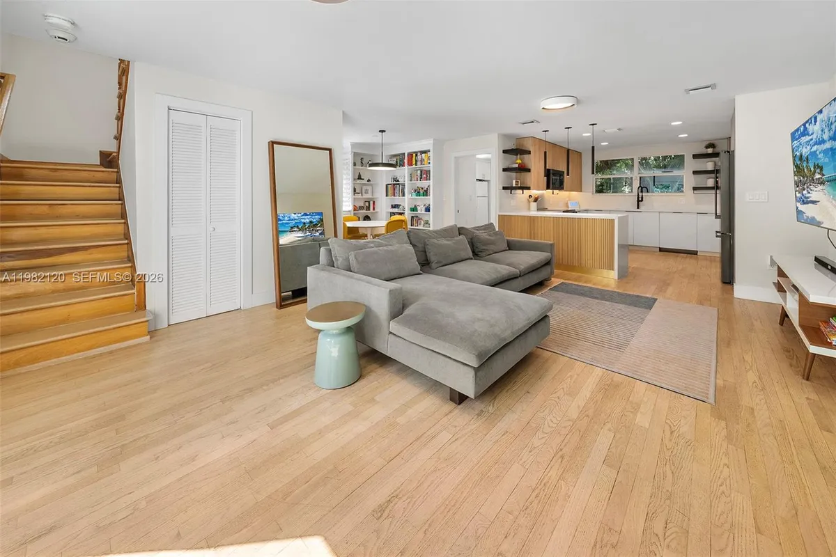 14 San Sebastian Ave, Coral Gables FL 33134