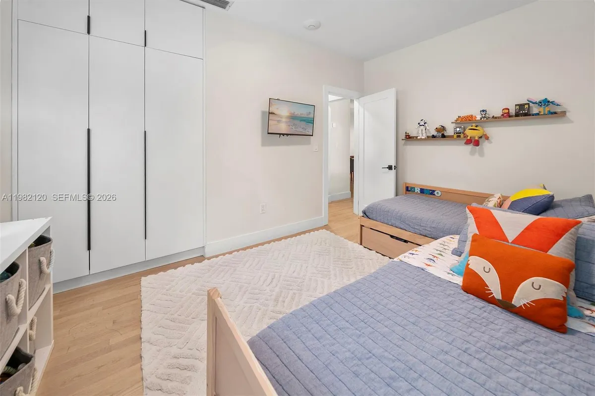 14 San Sebastian Ave, Coral Gables FL 33134