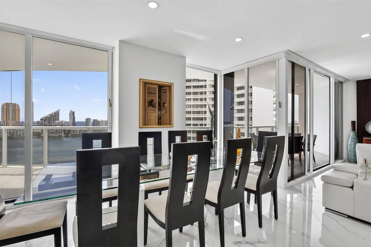 4000 Island Blvd # 2301, Aventura FL 33160