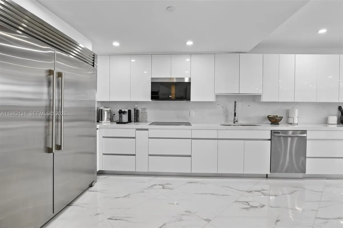 4000 Island Blvd # 2301, Aventura FL 33160