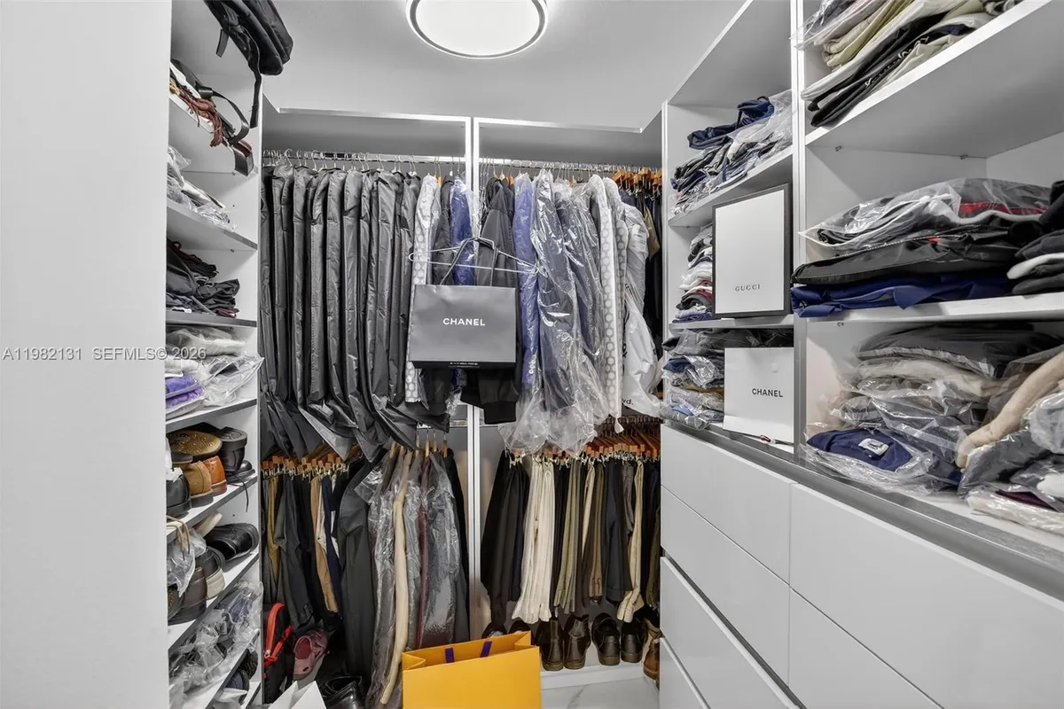 4000 Island Blvd # 2301, Aventura FL 33160