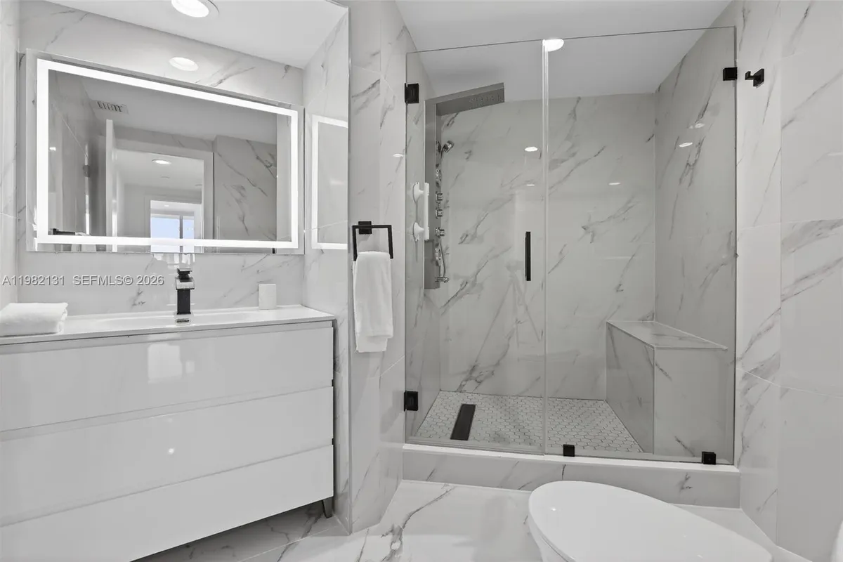 4000 Island Blvd # 2301, Aventura FL 33160