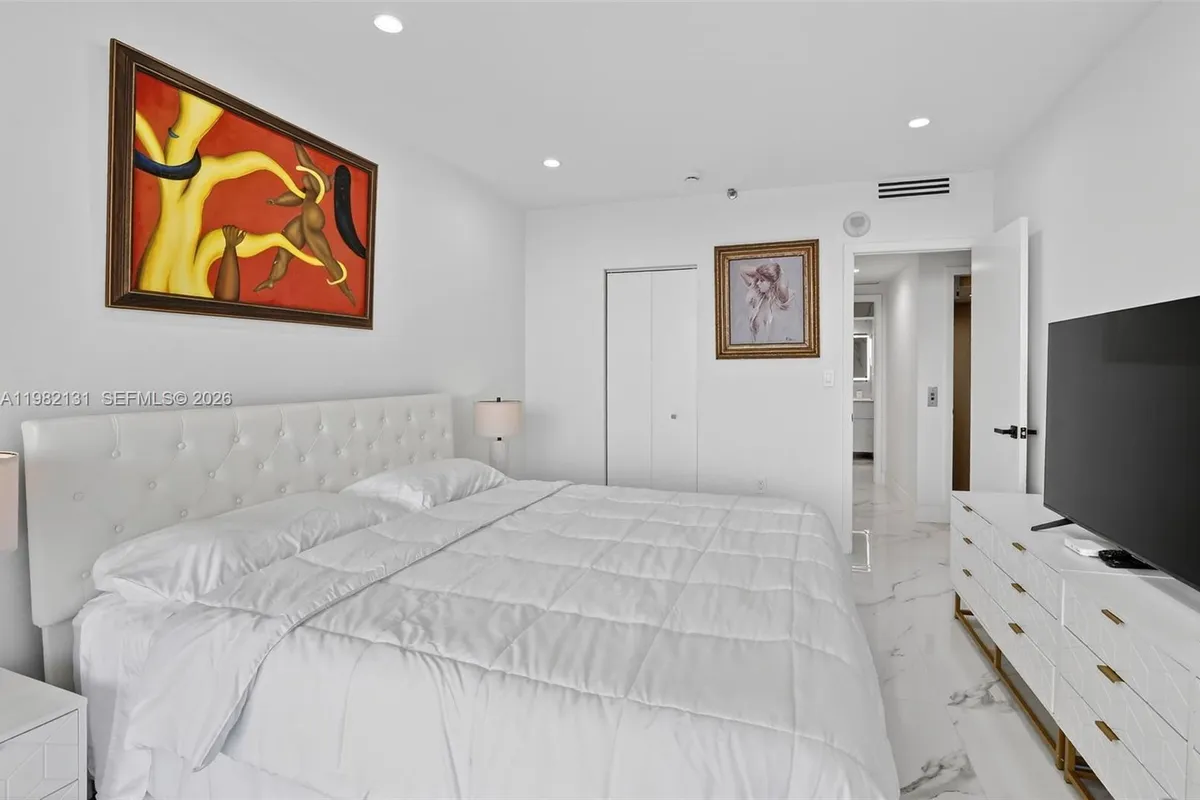 4000 Island Blvd # 2301, Aventura FL 33160