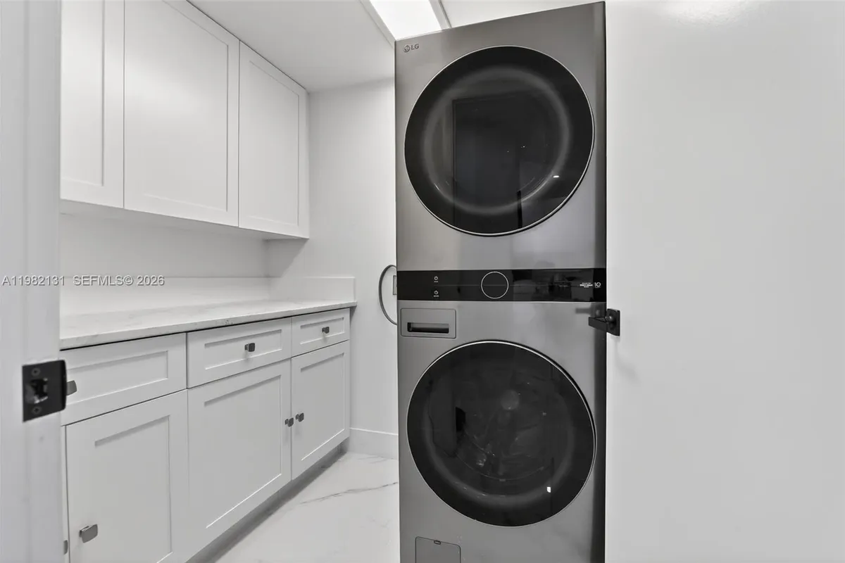 4000 Island Blvd # 2301, Aventura FL 33160