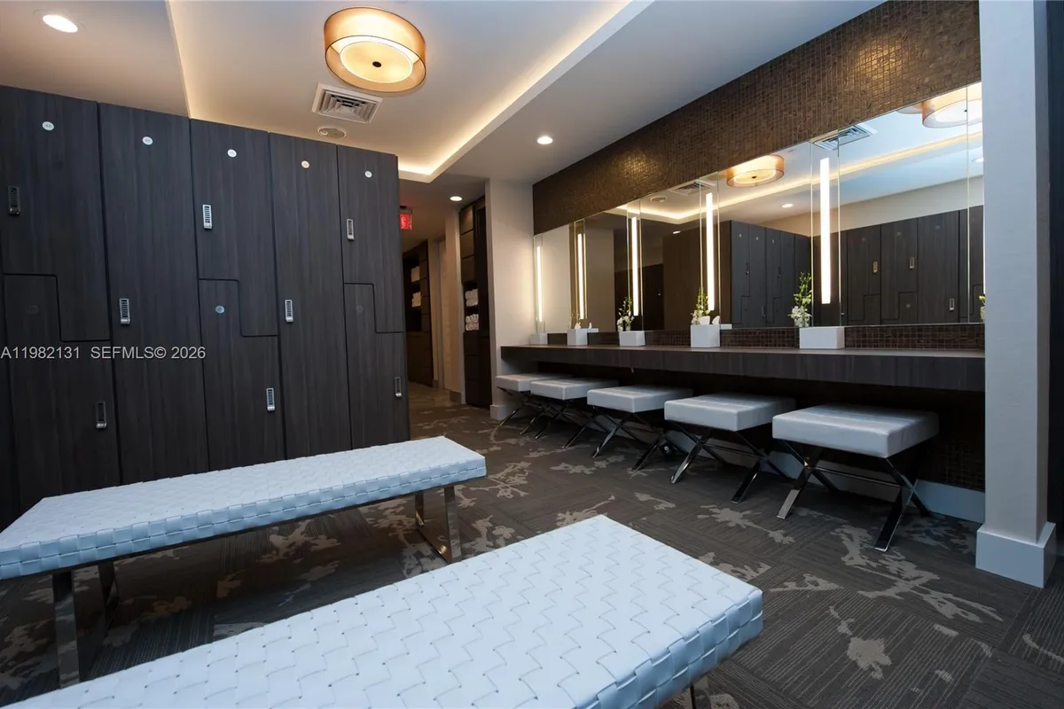 4000 Island Blvd # 2301, Aventura FL 33160