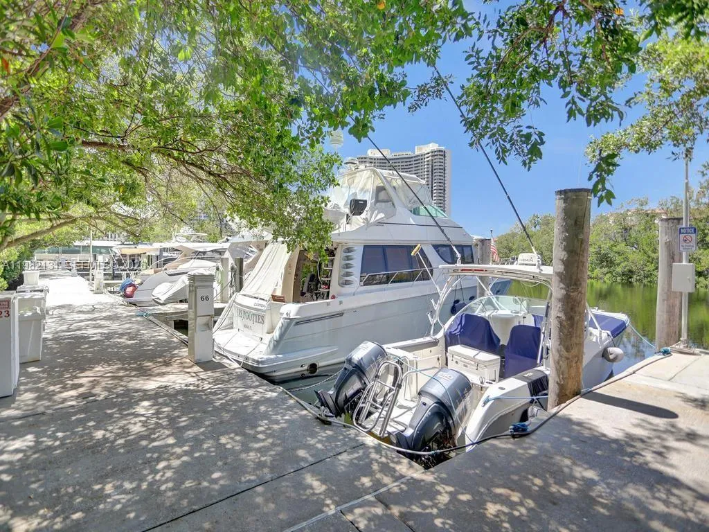 4000 Island Blvd # 2301, Aventura FL 33160