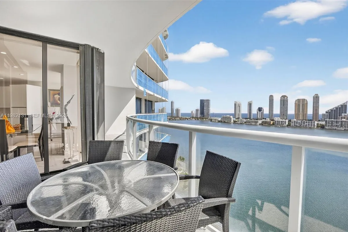 4000 Island Blvd # 2301, Aventura FL 33160