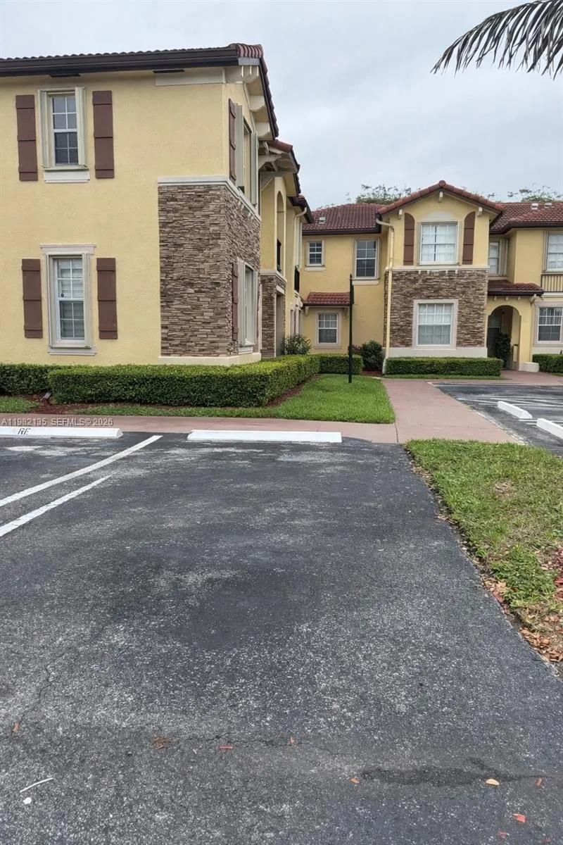 1420 NE 33rd Ave # 15, Homestead FL 33033