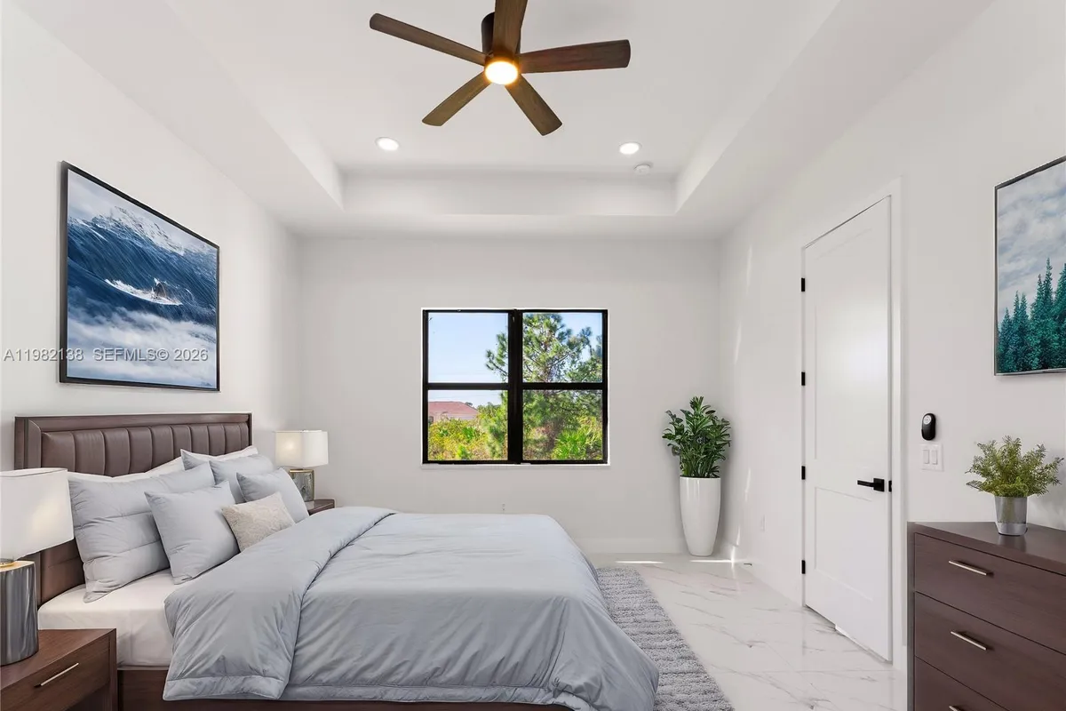 2220 NE 9th PL, Cape Coral FL 33909