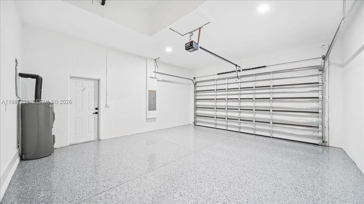 2220 NE 9th PL, Cape Coral FL 33909