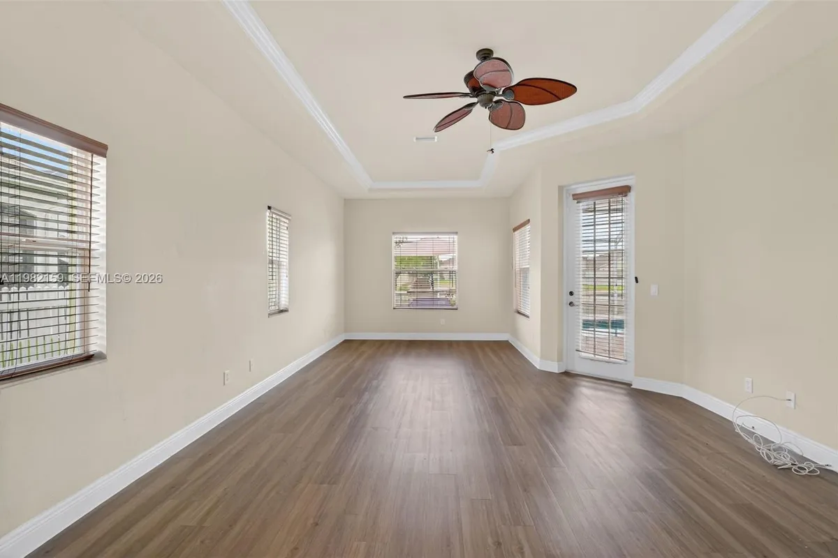 1414 NE 2nd Ter, Cape Coral FL 33909