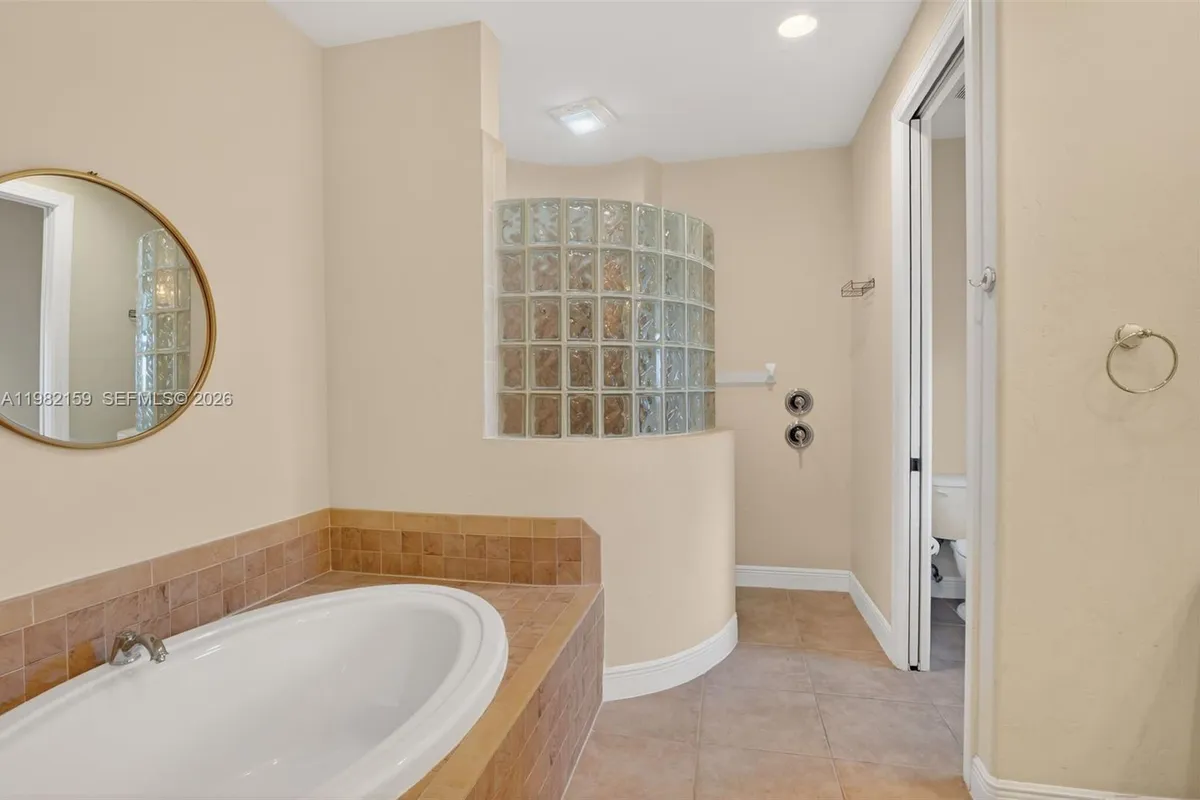 1414 NE 2nd Ter, Cape Coral FL 33909