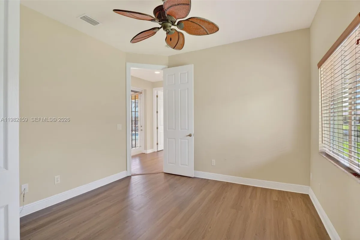 1414 NE 2nd Ter, Cape Coral FL 33909