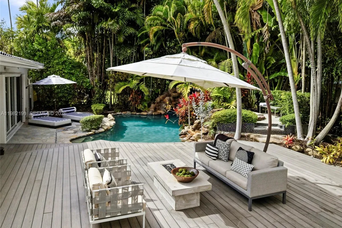 1133 NE 88th St, Miami FL 33138