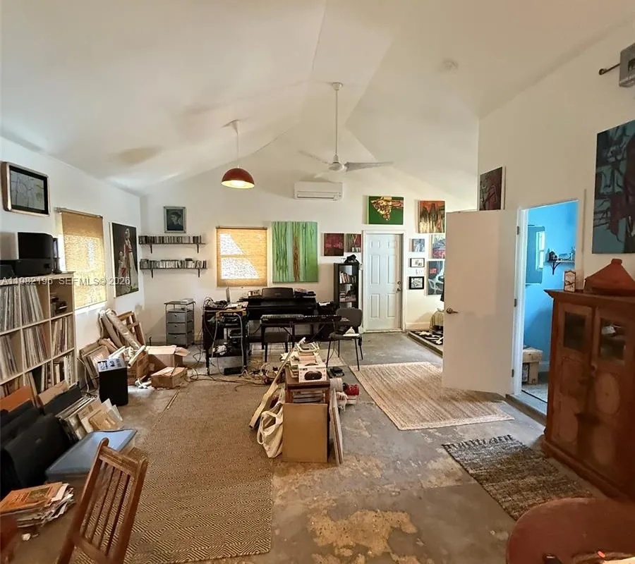 294 NE 57th St, Miami FL 33137