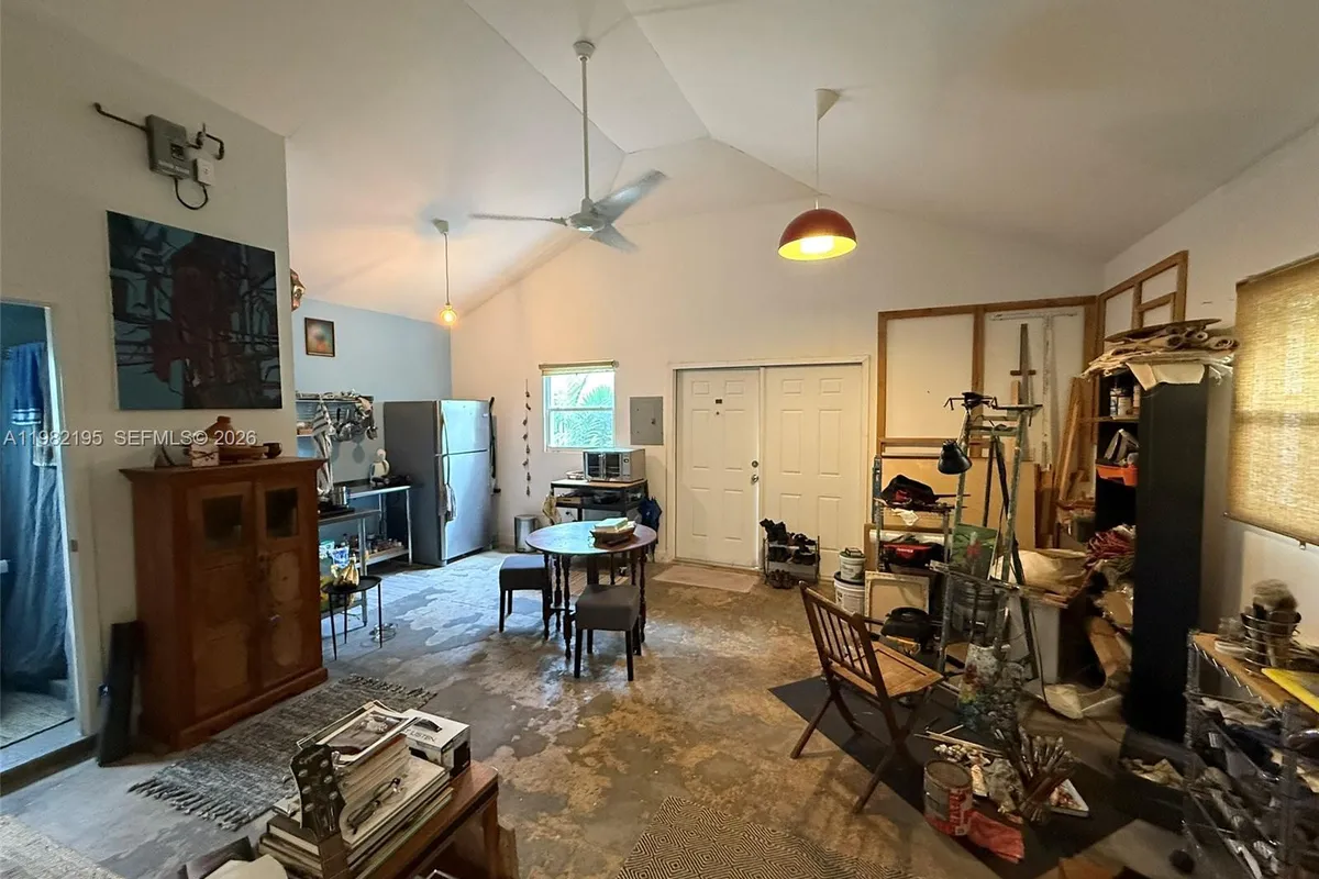 294 NE 57th St, Miami FL 33137