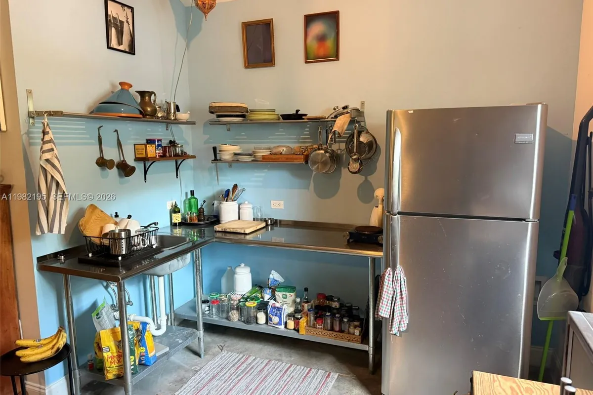 294 NE 57th St, Miami FL 33137