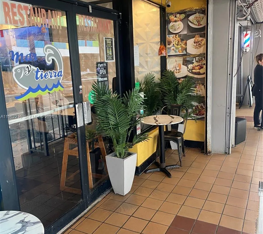 266 NE 1th St, Miami FL 33132