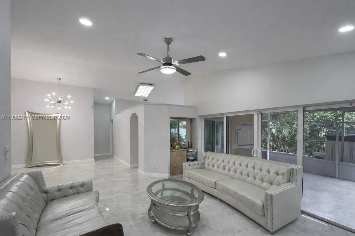 5544 NW 54th Cir, Coconut Creek FL 33073