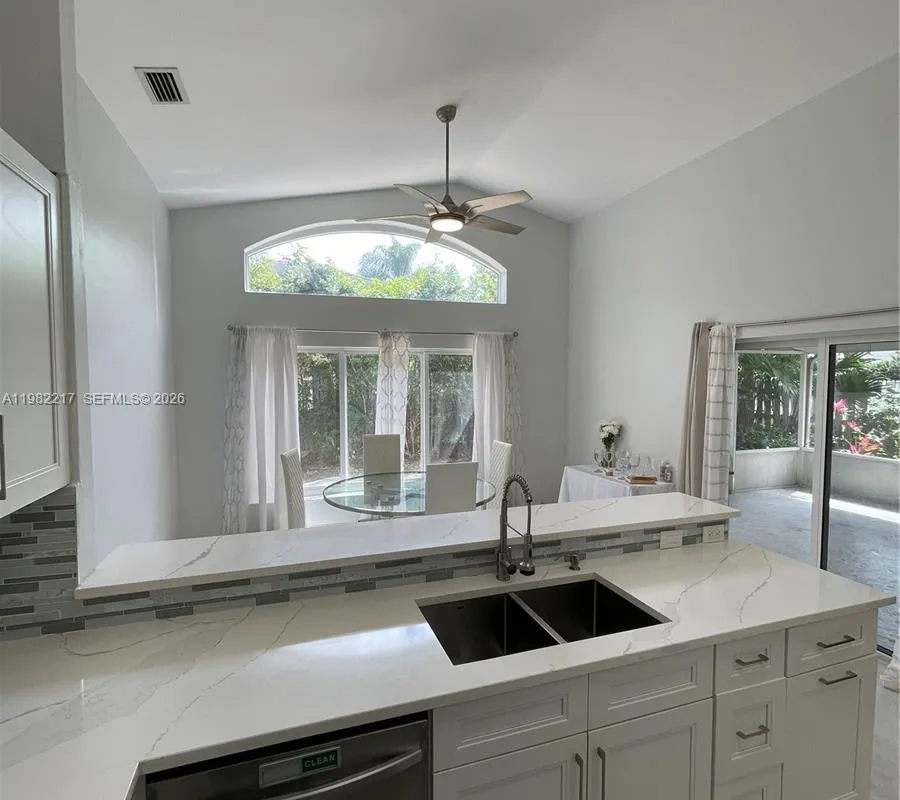 5544 NW 54th Cir, Coconut Creek FL 33073