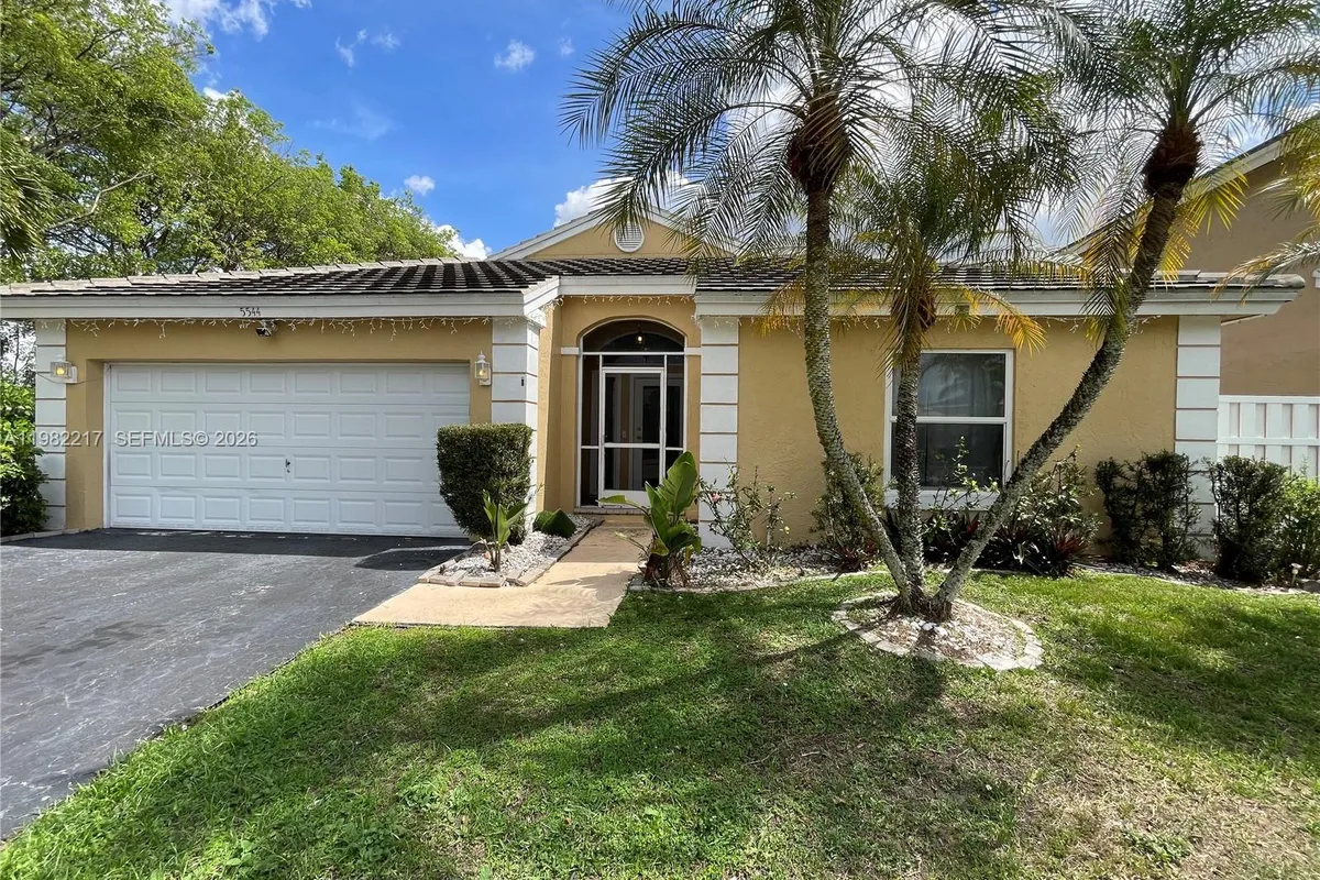 5544 NW 54th Cir, Coconut Creek FL 33073