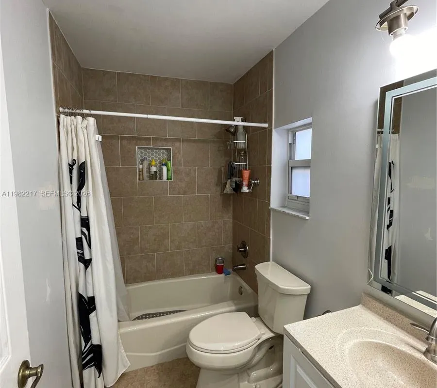 5544 NW 54th Cir, Coconut Creek FL 33073