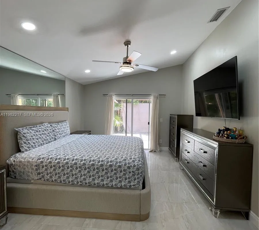 5544 NW 54th Cir, Coconut Creek FL 33073