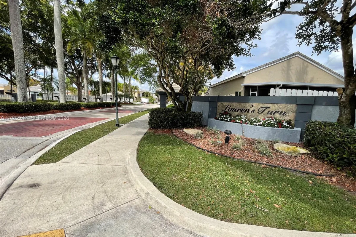 5544 NW 54th Cir, Coconut Creek FL 33073