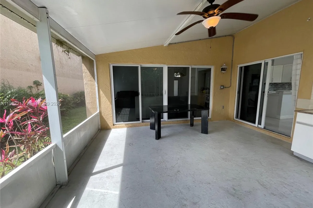 5544 NW 54th Cir, Coconut Creek FL 33073