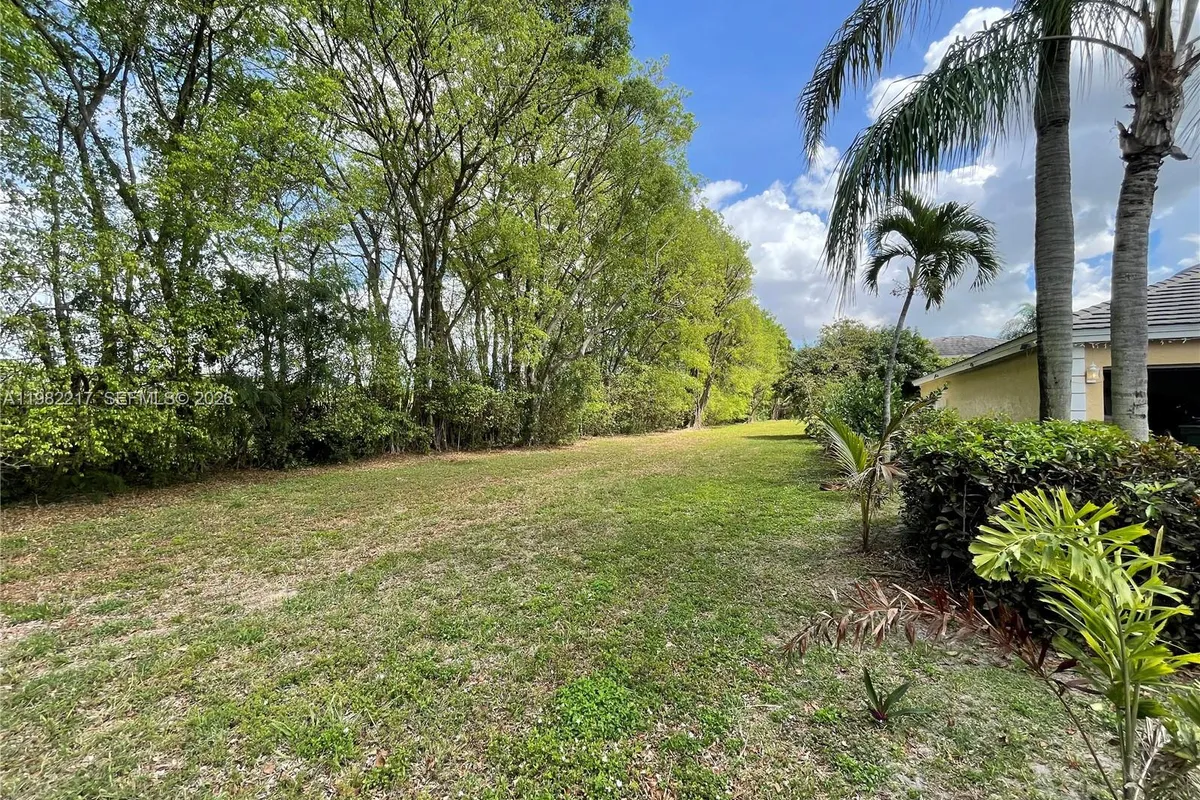 5544 NW 54th Cir, Coconut Creek FL 33073