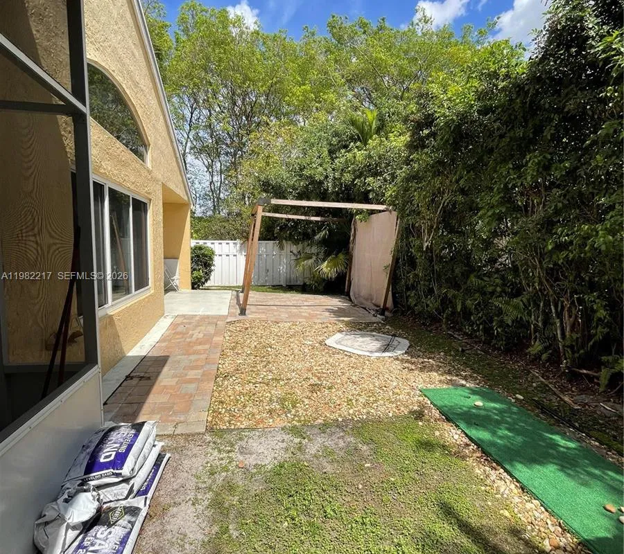 5544 NW 54th Cir, Coconut Creek FL 33073