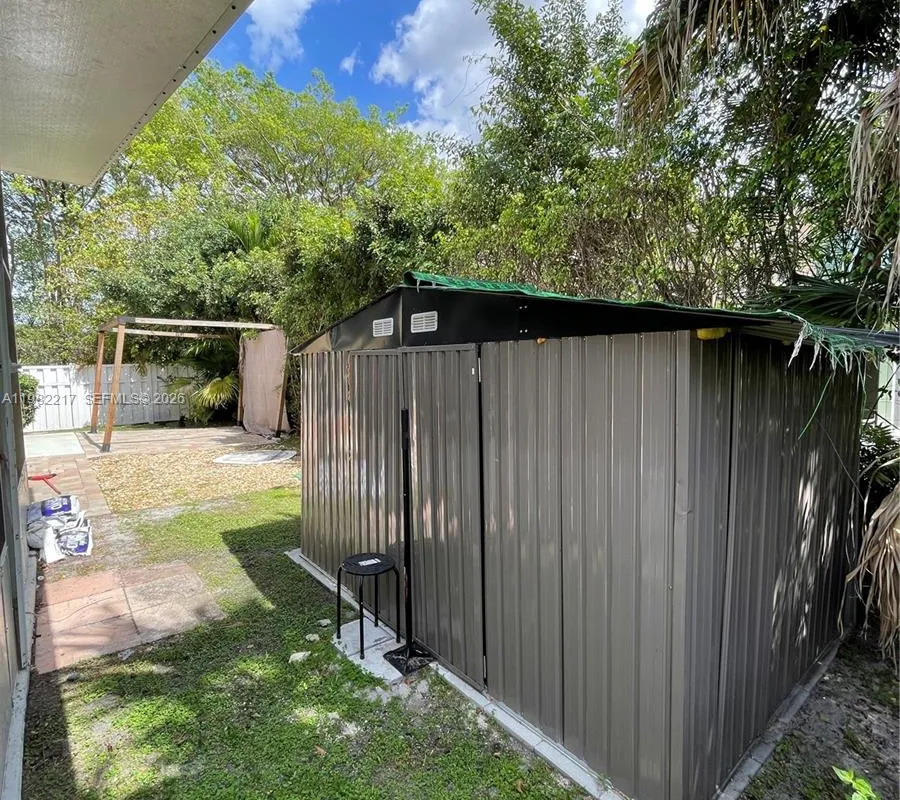 5544 NW 54th Cir, Coconut Creek FL 33073