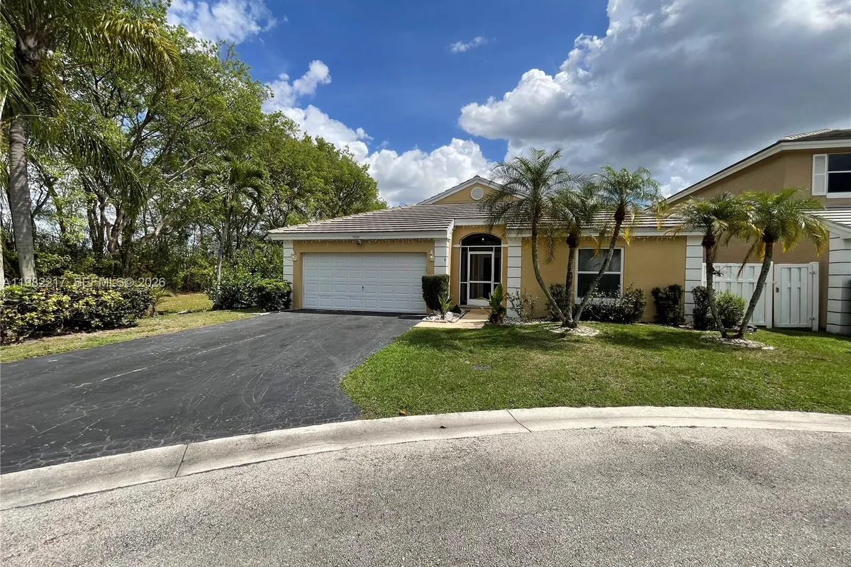 5544 NW 54th Cir, Coconut Creek FL 33073